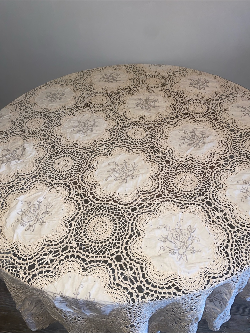 Vintage Large Handmade Crochet Embroidery Square Tablecloth/ Throw Blanket